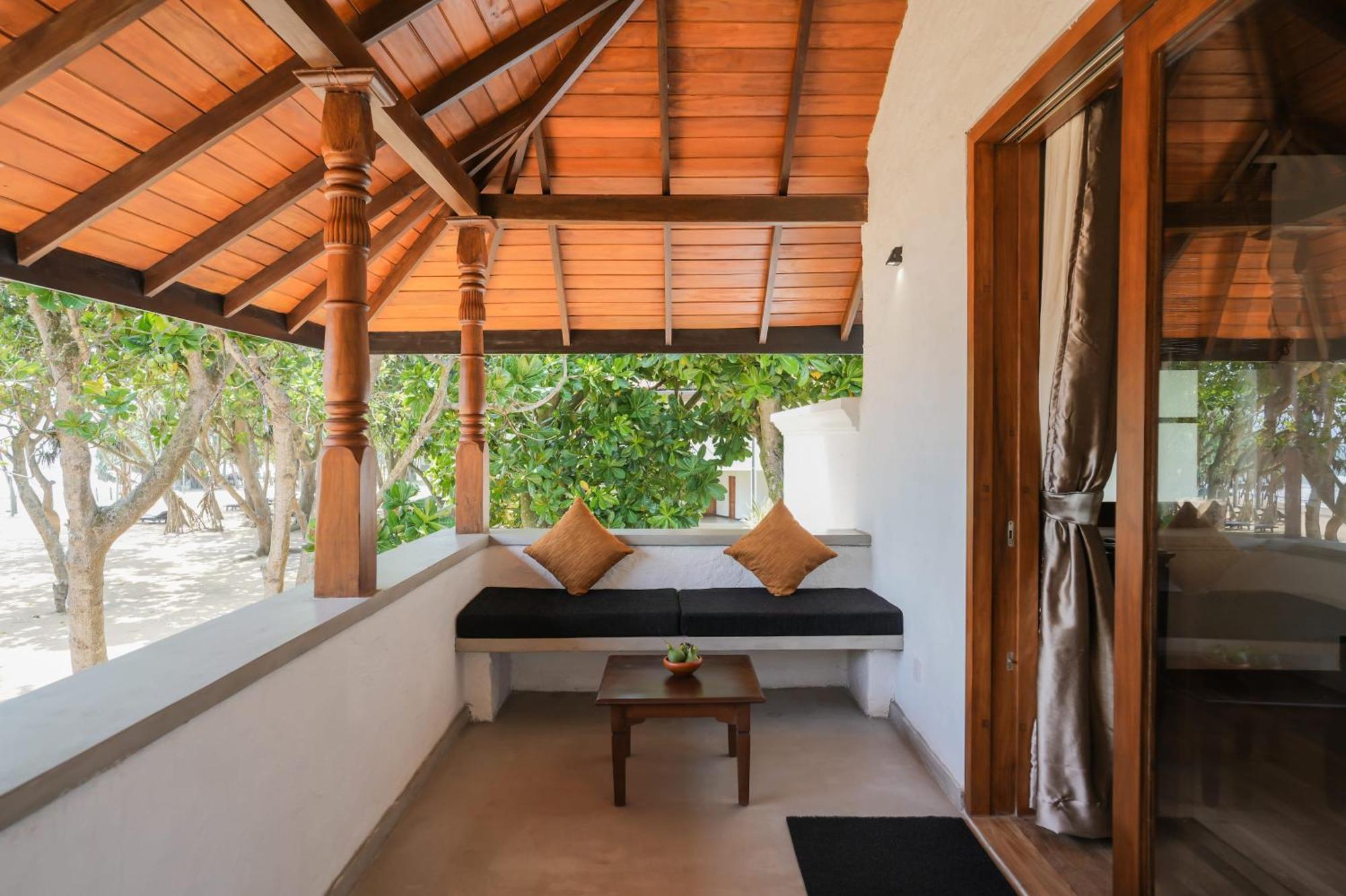 Hibiscus Beach Hotel & Villas Kalutara Extérieur photo