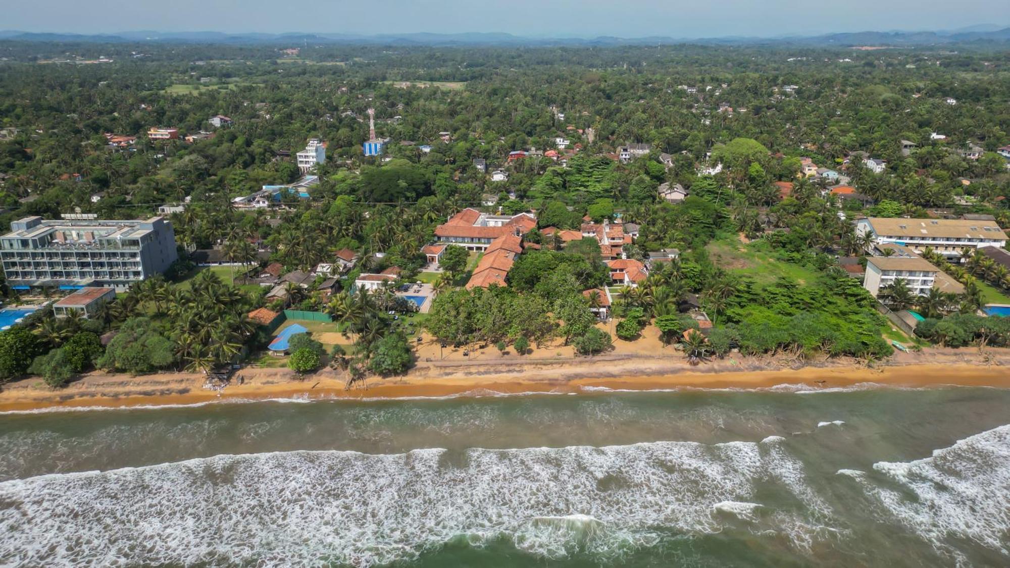 Hibiscus Beach Hotel & Villas Kalutara Extérieur photo
