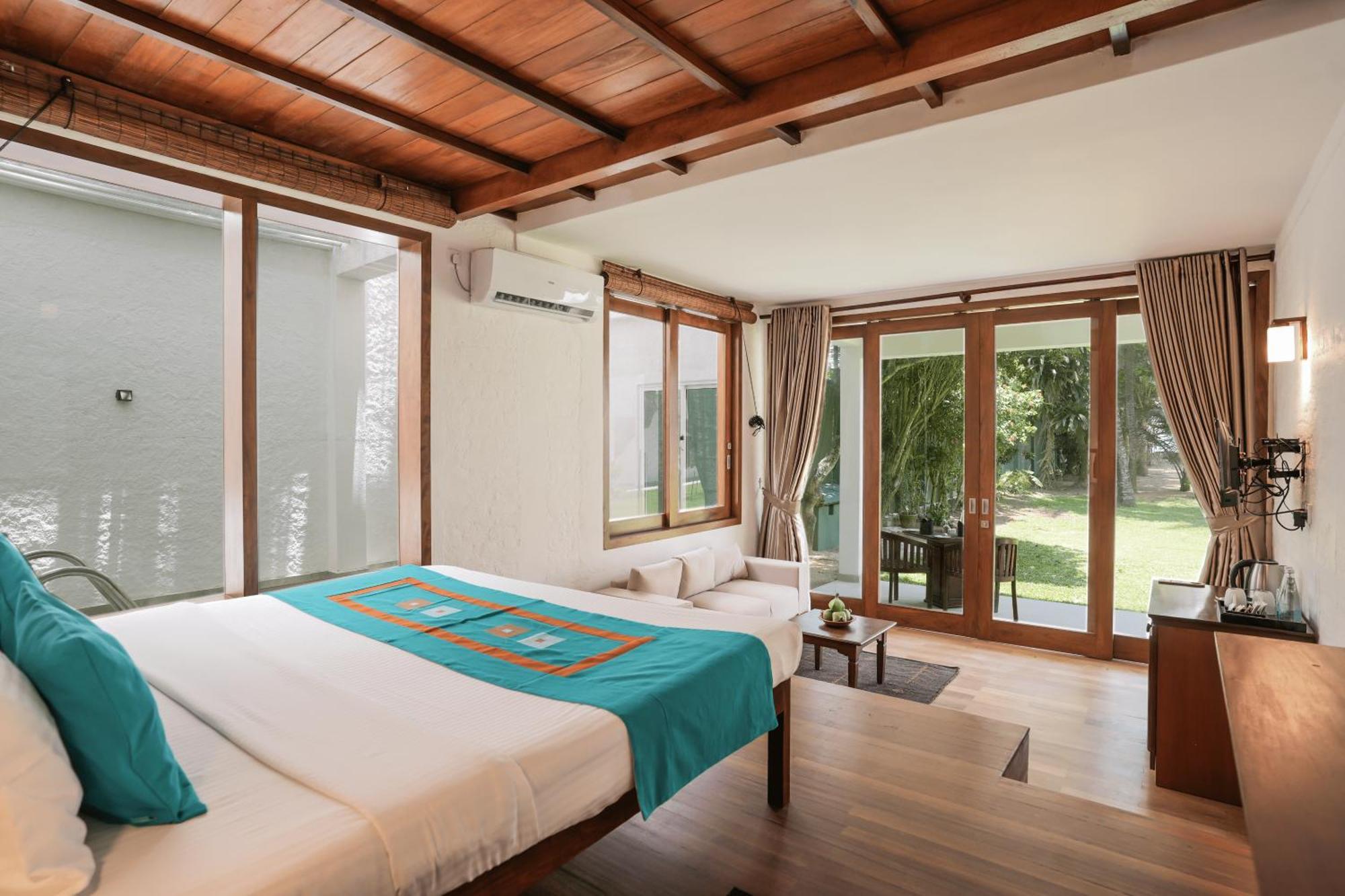 Hibiscus Beach Hotel & Villas Kalutara Extérieur photo